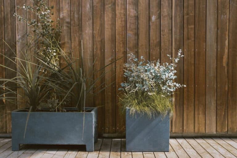 diy outdoor planter wall